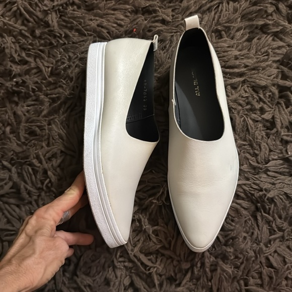 {{all black}} Side Scoop Leather Flats in bone white from Anthropologie - Picture 4 of 11